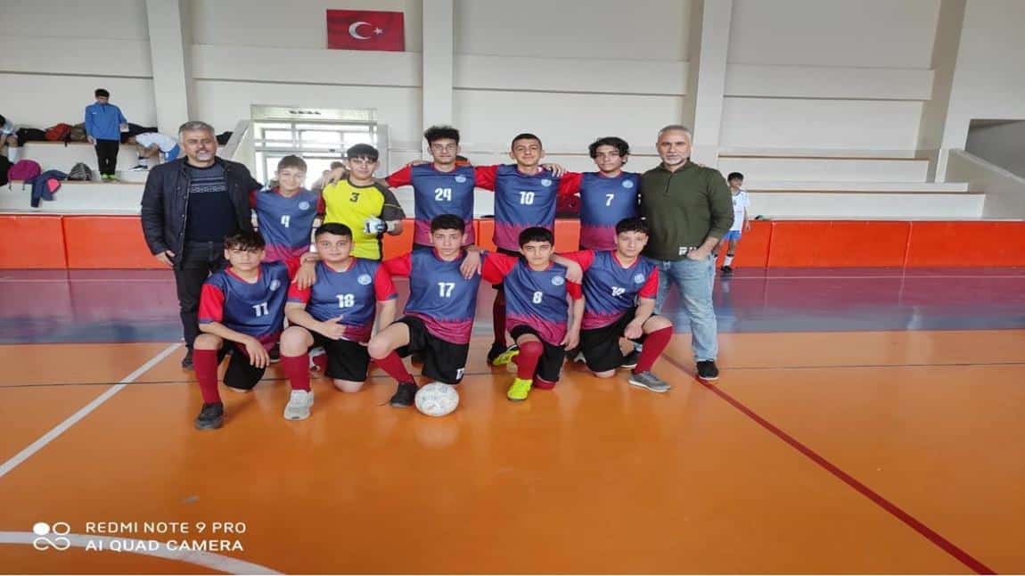 Erkek Futsal Takımımız Yükseliş Kolejini Mağlup Etti